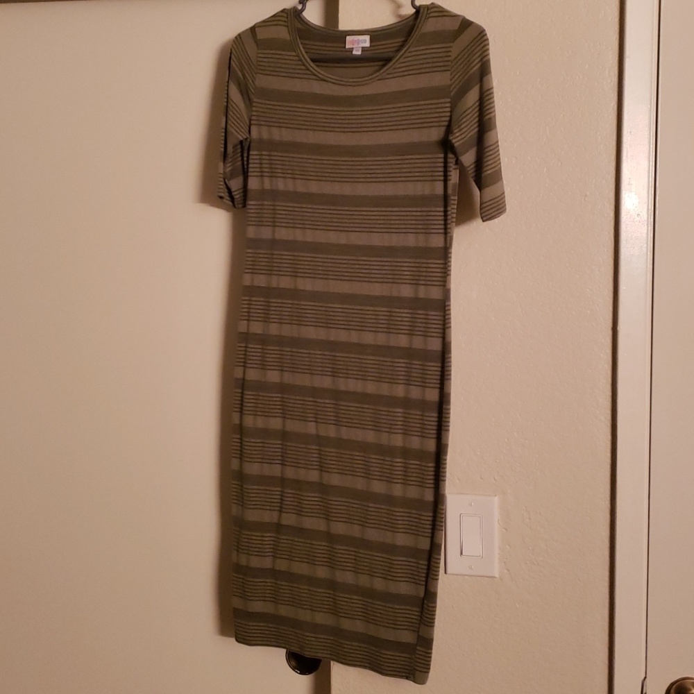 Green striped Lularoe Julia XS